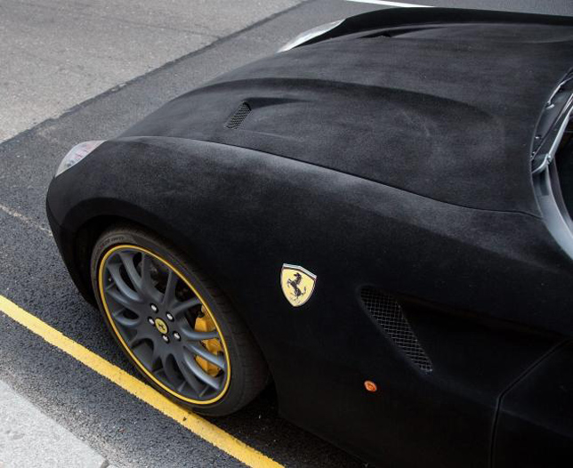 Πάρε αυτή τη Ferrari και όταν πιάσει βροχή θα κλαις με μαύρο...Βελούδο! [photos] - Φωτογραφία 4