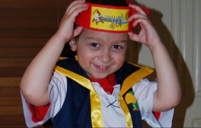 ΕΝΑ ΘΑΥΜΑ ΤΟΝ 15ΑΥΓΟΥΣΤΟ: Νίκησε τον σπάνιο Καρκίνο ο 5χρονος Λουκάς... [photos] - Φωτογραφία 1