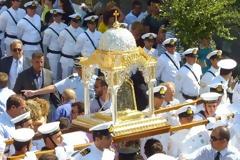 Με λαμπρότητα και κατάνυξη ο εορτασμός της Παναγίας της Τήνου