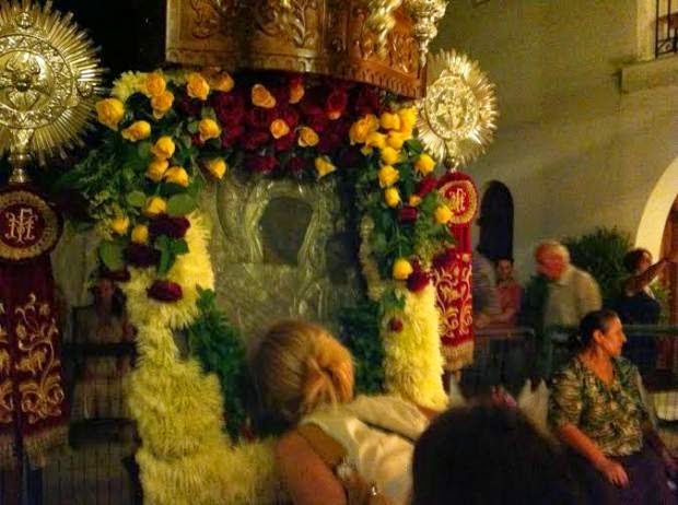Πάτρα: Γονατιστοί στην Παναγία τη Γηροκομίτισσα - Πλήθος προσκυνητών συνέρρευσε χθες βράδυ - Φωτογραφία 6