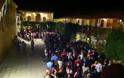 Πάτρα: Γονατιστοί στην Παναγία τη Γηροκομίτισσα - Πλήθος προσκυνητών συνέρρευσε χθες βράδυ - Φωτογραφία 5