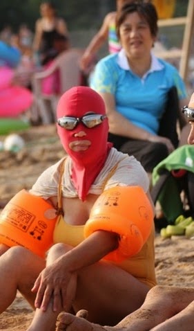 «Facekini», η νέα τρέλα της παραλίας - Φωτογραφία 2