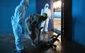 Συνεχίζει να σκοτώνει ο ιός Έμπολα: Στους 1.145 οι νεκροί... Συγκλονιστικές φωτογραφίες από ασθενείς! [photos] - Φωτογραφία 3