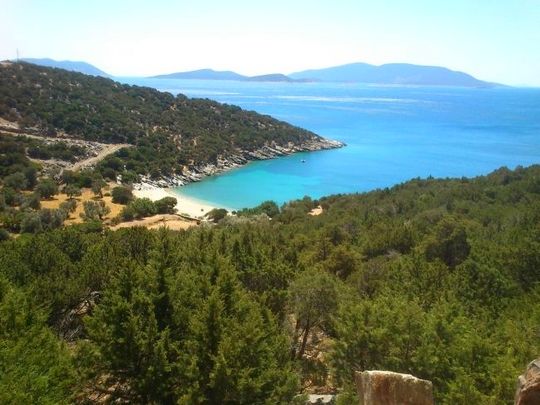 8 ελληνικά μικρά νησάκια για ιδιωτικές βουτιές! - Φωτογραφία 3