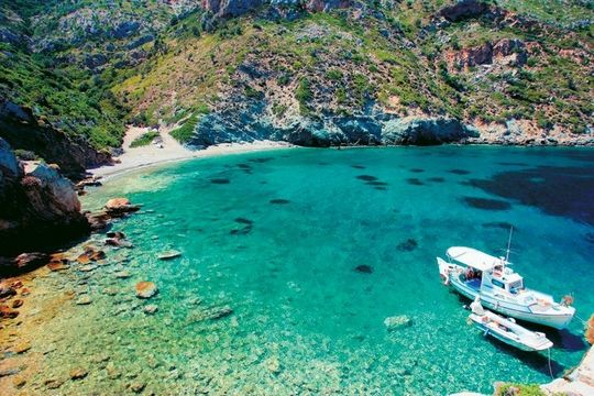 8 ελληνικά μικρά νησάκια για ιδιωτικές βουτιές! - Φωτογραφία 4