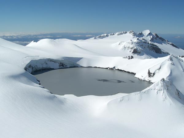 Οι 15 ωραιότερες ηφαιστειακές λίμνες στον κόσμο! [photos] - Φωτογραφία 11