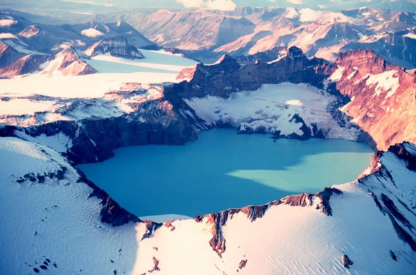Οι 15 ωραιότερες ηφαιστειακές λίμνες στον κόσμο! [photos] - Φωτογραφία 8