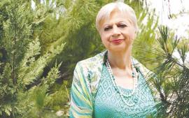 Eλένη Θεοχάρους: «Αναζητούμε λύση του Κυπριακού μέσω της λοβοτομής» - Φωτογραφία 1