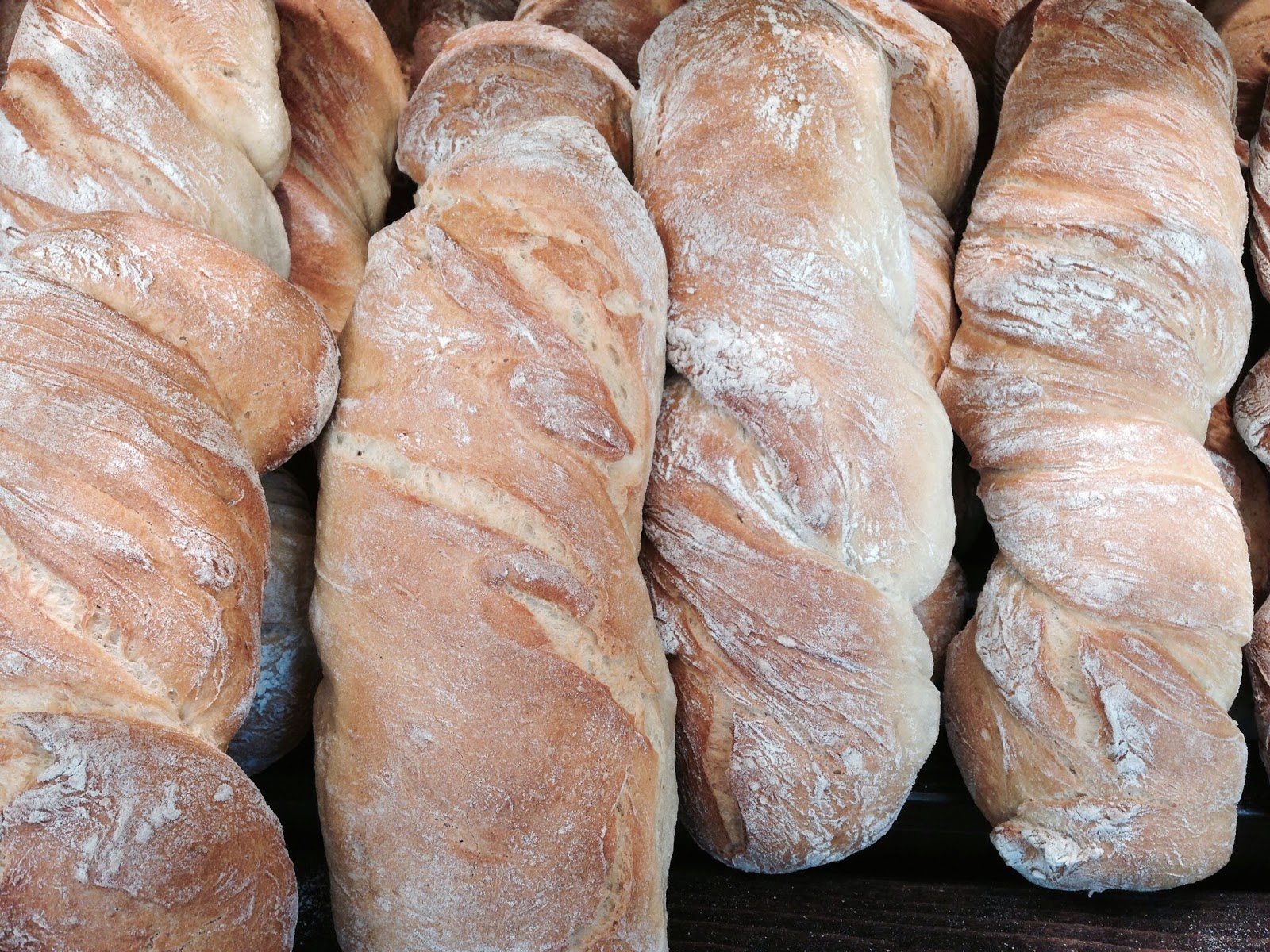 ΑΥΤΟΣ είναι το πιο ιδιαίτερο ψωμί της Αττικής που το τιμούν καθημερινά όλοι οι Αθηναίοι! [photos] - Φωτογραφία 4