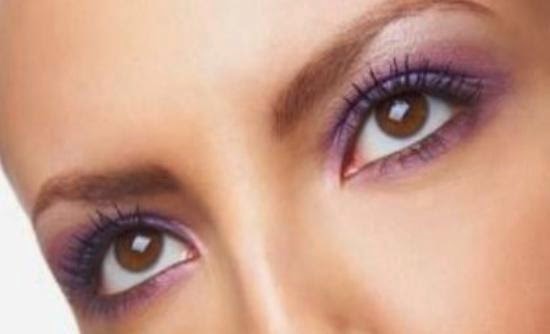 Ποντάρετε στο μοβ για ένα εντυπωσιακό μακιγιάζ ματιών - Φωτογραφία 1