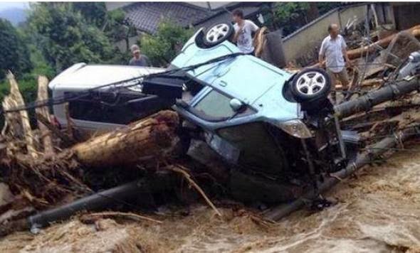 18 νεκροί, 13 αγνοούμενοι από τις πλημμύρες στη Χιροσίμα - Φωτογραφία 1
