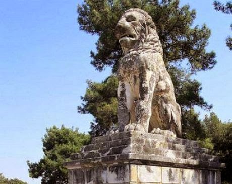 Ο Σαράντος Καργάκος επιμένει ότι ο τάφος του Μ. Αλεξάνδρου μπορεί να βρίσκεται στην Αμφίπολη [video] - Φωτογραφία 1