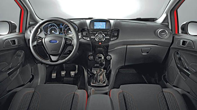 Από Σεπτέμβριο τα Ford Fiesta Red & Black Edition με 140 PS - Φωτογραφία 4