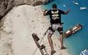 Φωτογραφίες που κόβουν την ανάσα: Παγκόσμια τρέλα με το bungee jumping στην παραλία Ναυάγιο της Ζακύνθου! [photos] - Φωτογραφία 6