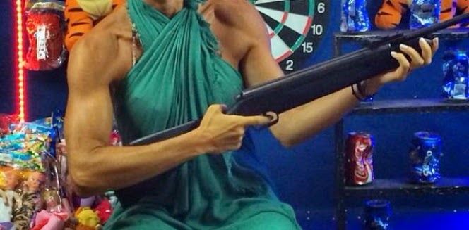 Πιο γυμνασμένη από ποτέ η γνωστή Ελληνίδα παρουσιάστρια... Και όμως αυτά τα μπράτσα ανήκουν σε γυναίκα! [photo] - Φωτογραφία 1