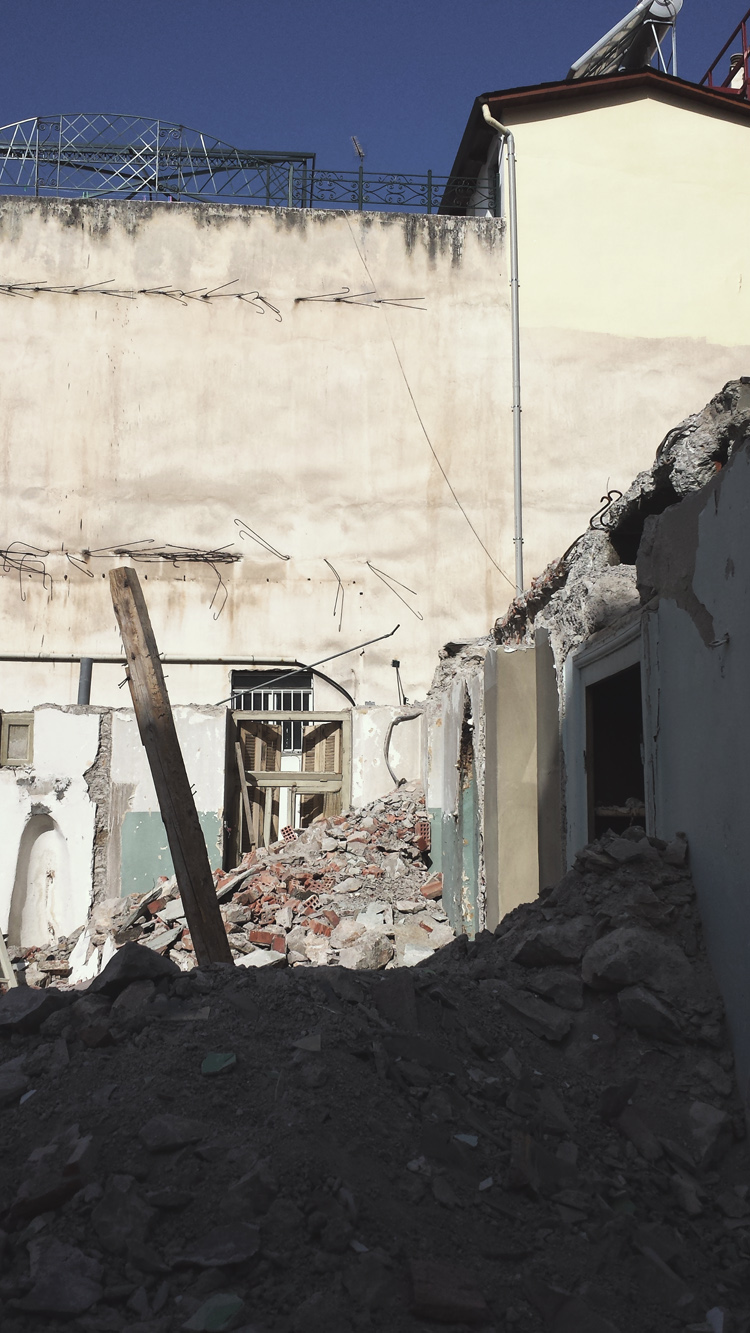 Απίστευτο: Ακόμη ένα έγκλημα στη Λαμία...Αντίο σε ένα ακόμη στολίδι της Βύρωνος! [photos] - Φωτογραφία 10
