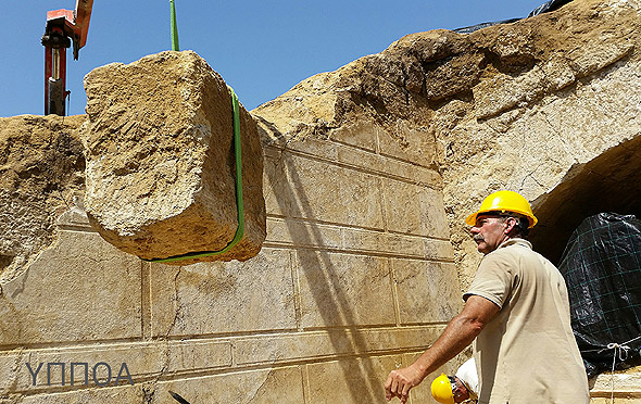 Nέα ευρήματα ήρθαν στο φως από τις ανασκαφές στην Αμφίπολη... [photos] - Φωτογραφία 2