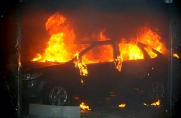 Πάτρα: Ταυτοποιήθηκαν τα στοιχεία του αυτόχειρα που κάηκε μέσα στο αυτοκίνητό του... - Φωτογραφία 1