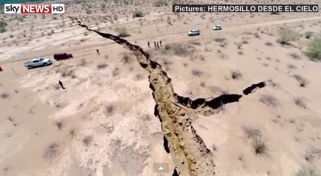 Μεγάλης έκτασης γεωλογικό φαινόμενο αναστατώνει την Αμερική... [video] - Φωτογραφία 1