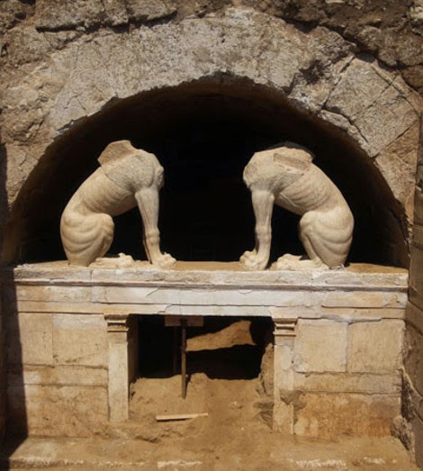 Πιο κοντά στο μυστικό της Αμφίπολης οι ανασκαφές: Μαγεύουν τα νέα ευρήματα - Φωτογραφία 2