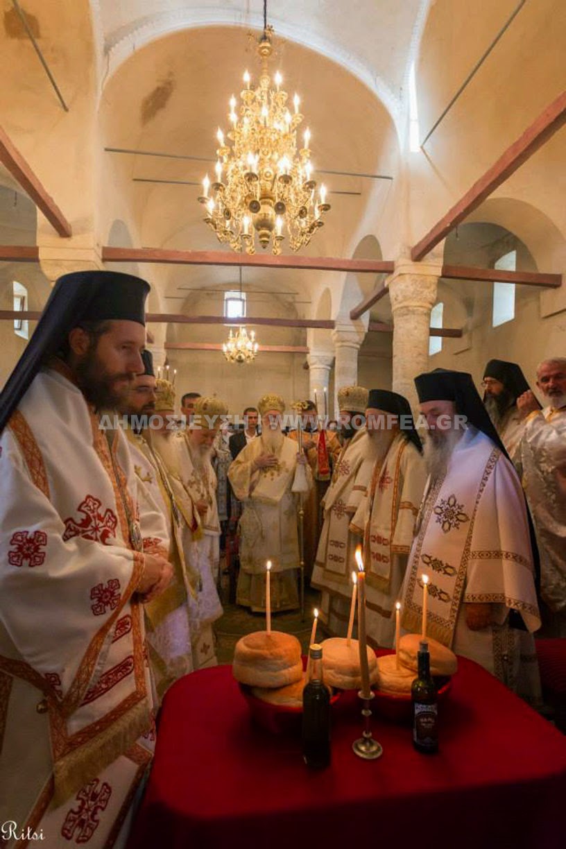 5186 - Με μεγαλοπρέπεια γιορτάστηκε στην Αλβανία η Μνήμη του Αγιορείτη Αγίου Κοσμά του Αιτωλού (φωτογραφίες) - Φωτογραφία 5