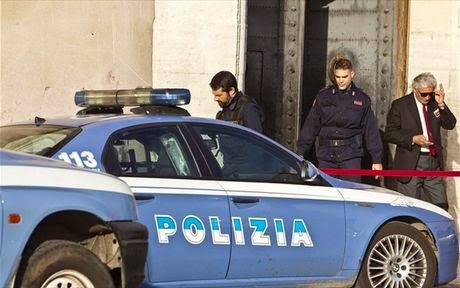 Φρικτό έγκλημα στην Ιταλία: 35χρονος αποκεφάλισε με τσεκούρι την οικιακή του βοηθό - Φωτογραφία 1