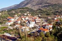 Είπαν να παρκάρουν όπου τους βολεύει...οι πρωτευουσιάνοι! [photos]