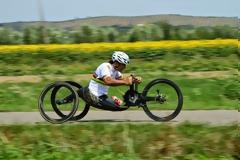 Ο εργοστασιακός οδηγός της BMW Alessandro Zanardi αγωνίζεται στο τρίαθλο στη Χαβάη