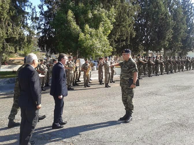 Επίσκεψη ΥΦΥΠΕΞ Άκη Γεροντόπουλου σε στρατόπεδο της ΕΛΔΥΚ και συνάντηση με υπουργό Εξωτερικών Κύπρου Ιωάννη Κασουλίδη - Φωτογραφία 1