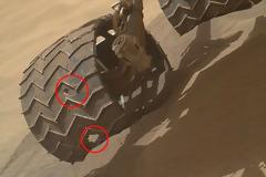 Κάτι τρέχει στον πλανήτη Άρη - Το όχημα της NASA, Curiosity, καταστρέφεται μέρα με τη μέρα