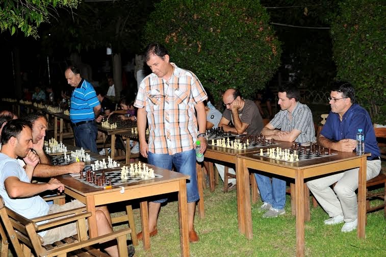 Πραγματοποιήθηκαν αγώνες επίδειξης στο σκάκι στη Θήβα [photos] - Φωτογραφία 2