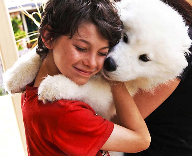 Δείτε τις πραγματικά συγκινητικές φωτογραφίες σκύλων που αγκαλιάζουν τον άνθρωπο τους... [photos] - Φωτογραφία 11