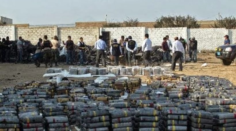 Βρήκαν 10 τόνους κοκκαΐνης «μεταμφιεσμένης» σε... κάρβουνο στο Περού - Φωτογραφία 1