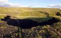 Ένας τεράστιος κρατήρας που διαρκώς μεγαλώνει δημιουργήθηκε σε περιοχή της Βρετανίας...Συναγερμός στις Αρχές! [video]