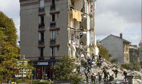 Στους 6 οι νεκροί από κατάρρευση κτιρίου στο Παρίσι - Φωτογραφία 1
