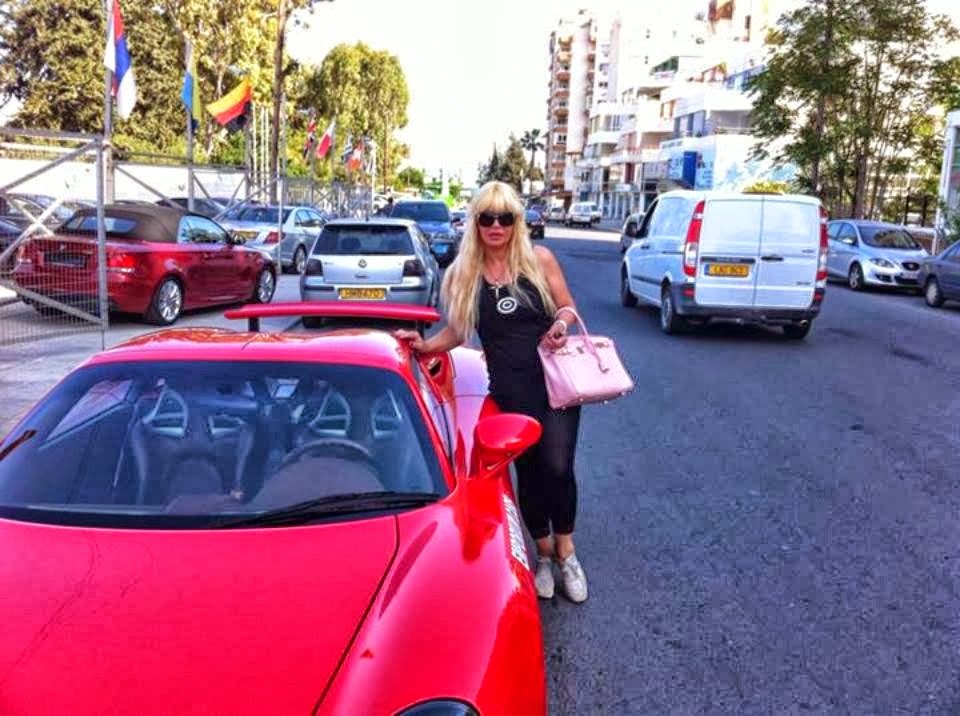 Αυτή είναι η πλουσιότερη Κύπρια του κόσμου: Η κόμησσα Βανέσσα Κώστα Pomponi - Φωτογραφία 8