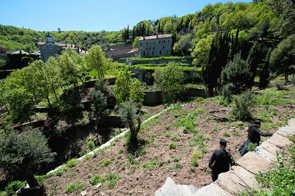 5214 - Την Ι. Σκήτη Βογορόδιτσα και το Παλαιομονάστηρο επισκέφθηκε ο 99ετής Ηγούμενος της Ι. Μονής Αγίου Παντελεήμονος - Φωτογραφία 4