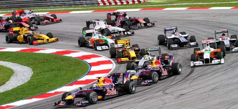 Αυτό είναι το τρόπαιο που θα παραλάβει ο νικητής του Grand Prix 2013 της Formula 1 στη Σιγκαπούρη [photo] - Φωτογραφία 1