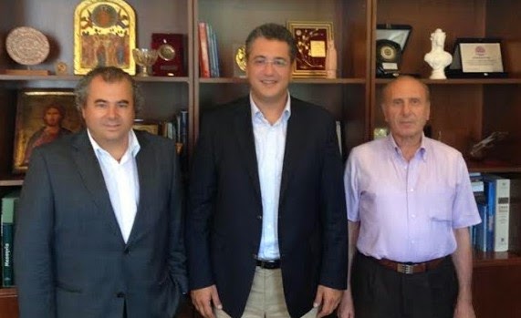 Ενημερωτική συνάντηση του περιφερειάρχη κ. Μακεδονίας Απ. Τζιτζικώστα με στελέχη της DIGEA - Φωτογραφία 1