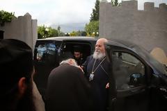 Ο Μητροπολίτης Καισαριανής κ. Δανιήλ στο Μοναστήρι του Τρικόρφου