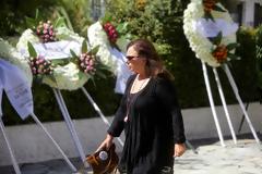 Ηταν όλοι εκεί: Στερνό αντίο στον Αντώνη Βαρδή [photos]