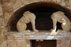 Πόσο μεγάλη μπορεί να είναι η ανακάλυψη στον τάφο της Αμφίπολης και βάζουν στρατιά αστυνομικών; [photos]