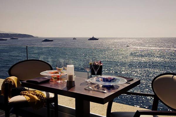 Δείτε τα 15 καλύτερα τραπέζια σε εστιατόρια ανά τον κόσμο για ένα ρομαντικό δείπνο  [photos] - Φωτογραφία 16