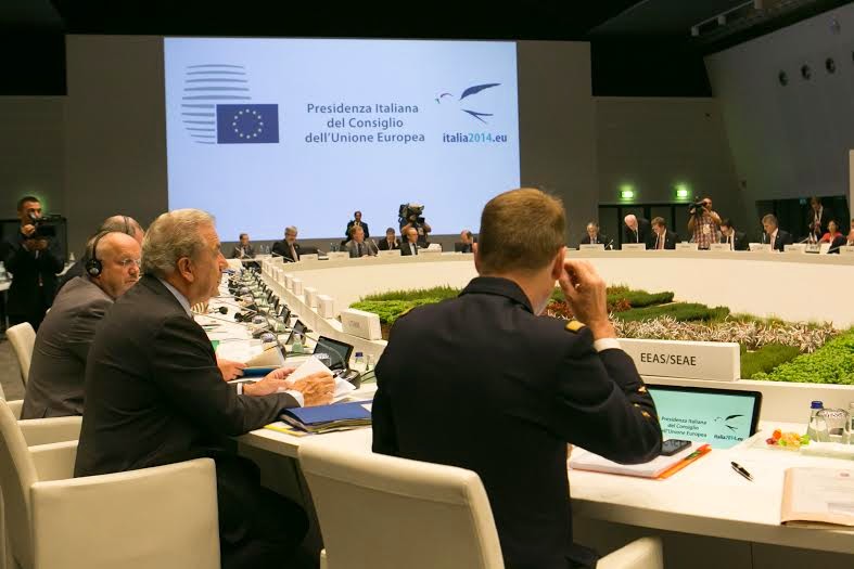 Κύρια σημεία εισήγησης ΥΕΘΑ Δημήτρη Αβραμόπουλου στο άτυπο Συμβούλιο Υπουργών Άμυνας των χωρών της Ε.Ε. - Φωτογραφία 7