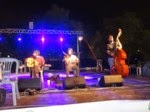Ένα νησιώτικο γλέντι απόλαυσαν οι φίλοι της παραδοσιακής μουσικής , στο πλαίσιο του Φεστιβάλ Δήμου Αμαρουσίου - Φωτογραφία 2