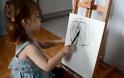 Μητέρα μετατρέπει τα σκίτσα της 2χρονης κόρης της σε πίνακες ζωγραφικής - Φωτογραφία 8