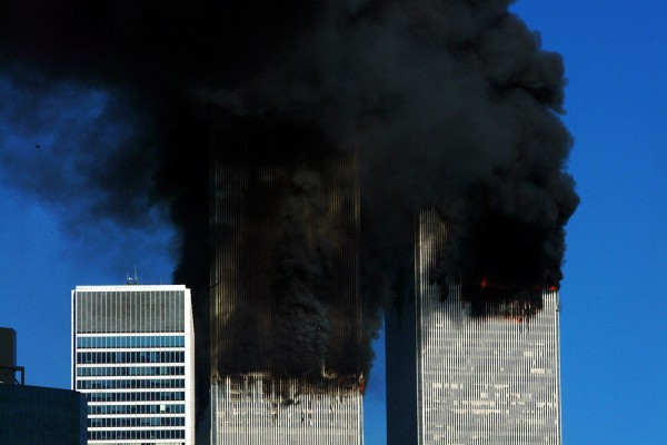 11η Σεπτεμβρίου: Πέρασαν 13 χρόνια από την ημέρα που σόκαρε τον κόσμο - Η στιγμή της κατάρρευσης των Δίδυμων Πύργων [photos] - Φωτογραφία 10
