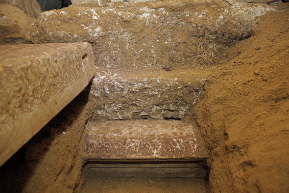 Ραγδαίες οι εξελίξεις στην Αμφίπολη-Στα 3 μέτρα από το δάπεδο η ανασκαφή - Φωτογραφία 1