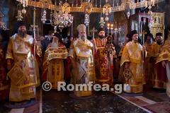 5266 - Λαμπρό συλλείτουργο για την Αγία Ζώνη στην Ι.Μ. Βατοπαιδίου (φωτογραφίες)