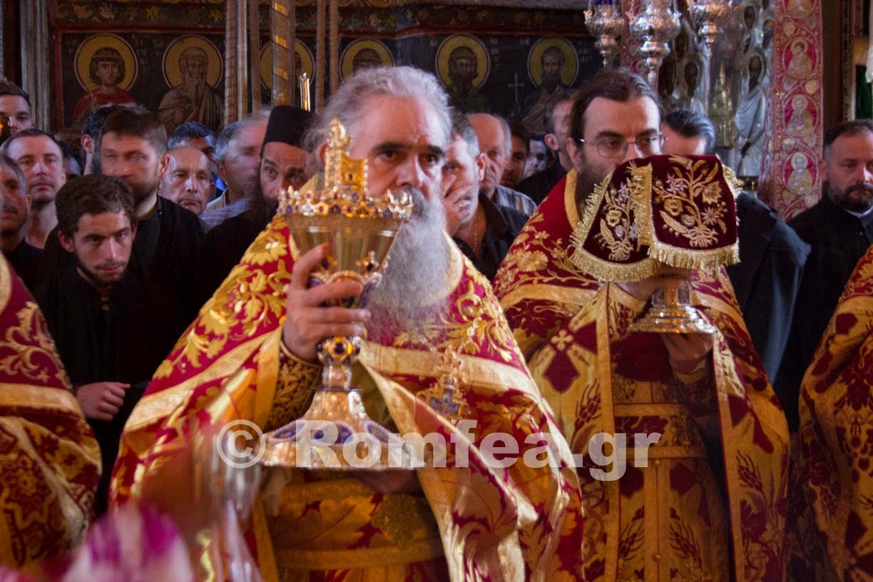 5266 - Λαμπρό συλλείτουργο για την Αγία Ζώνη στην Ι.Μ. Βατοπαιδίου (φωτογραφίες) - Φωτογραφία 6